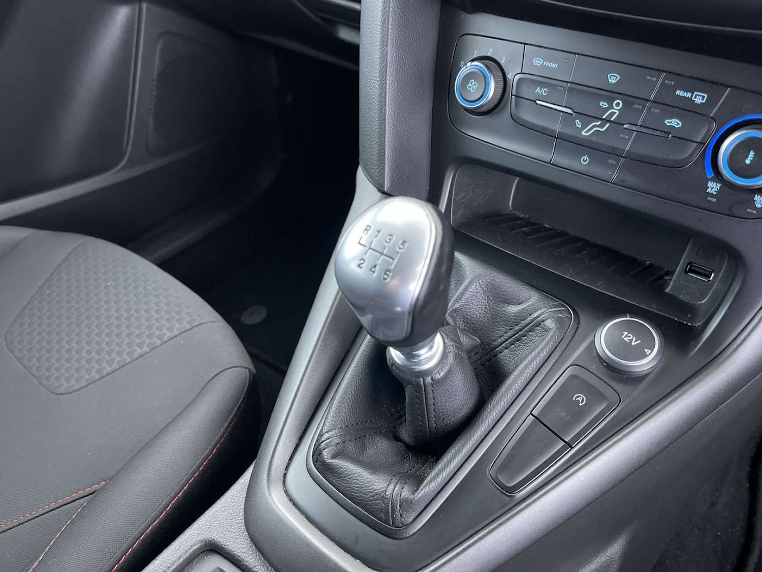 Used Ford Focus 2018 for sale - 76718845: Photo 48