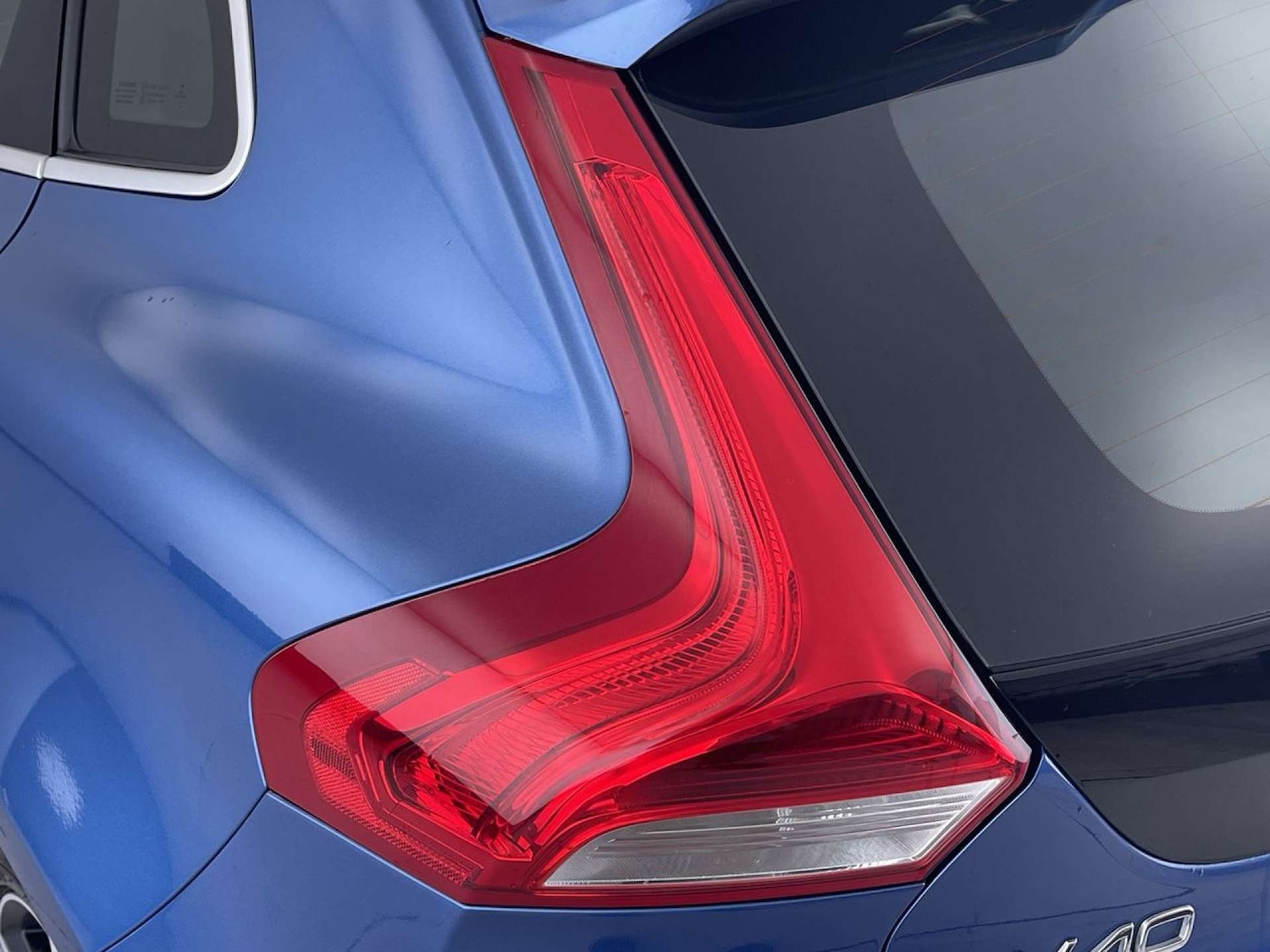 Used Volvo V40 2017 for sale - 76544310: Photo 20