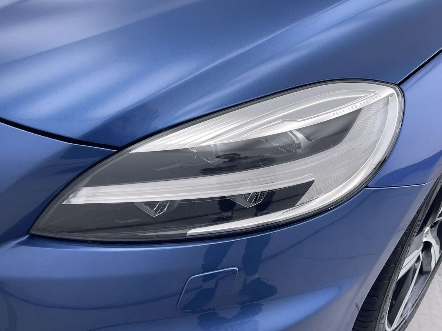 Used Volvo V40 2017 for sale - 76544310: Photo 21