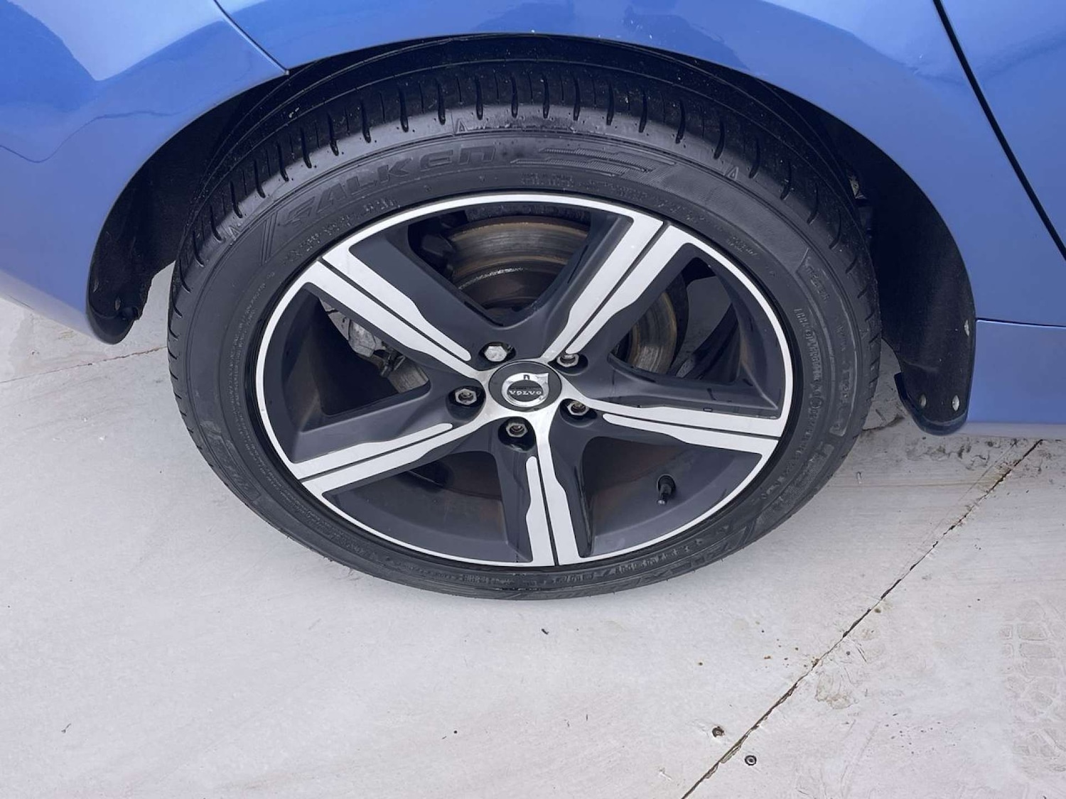 Used Volvo V40 2017 for sale - 76544310: Photo 23