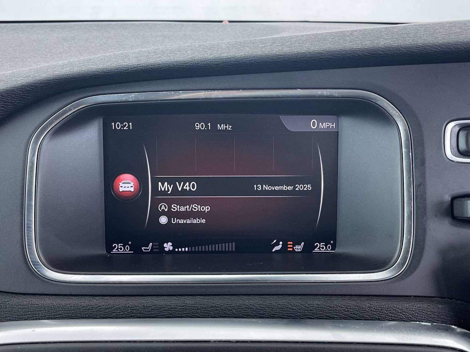 Used Volvo V40 2017 for sale - 76544310: Photo 40