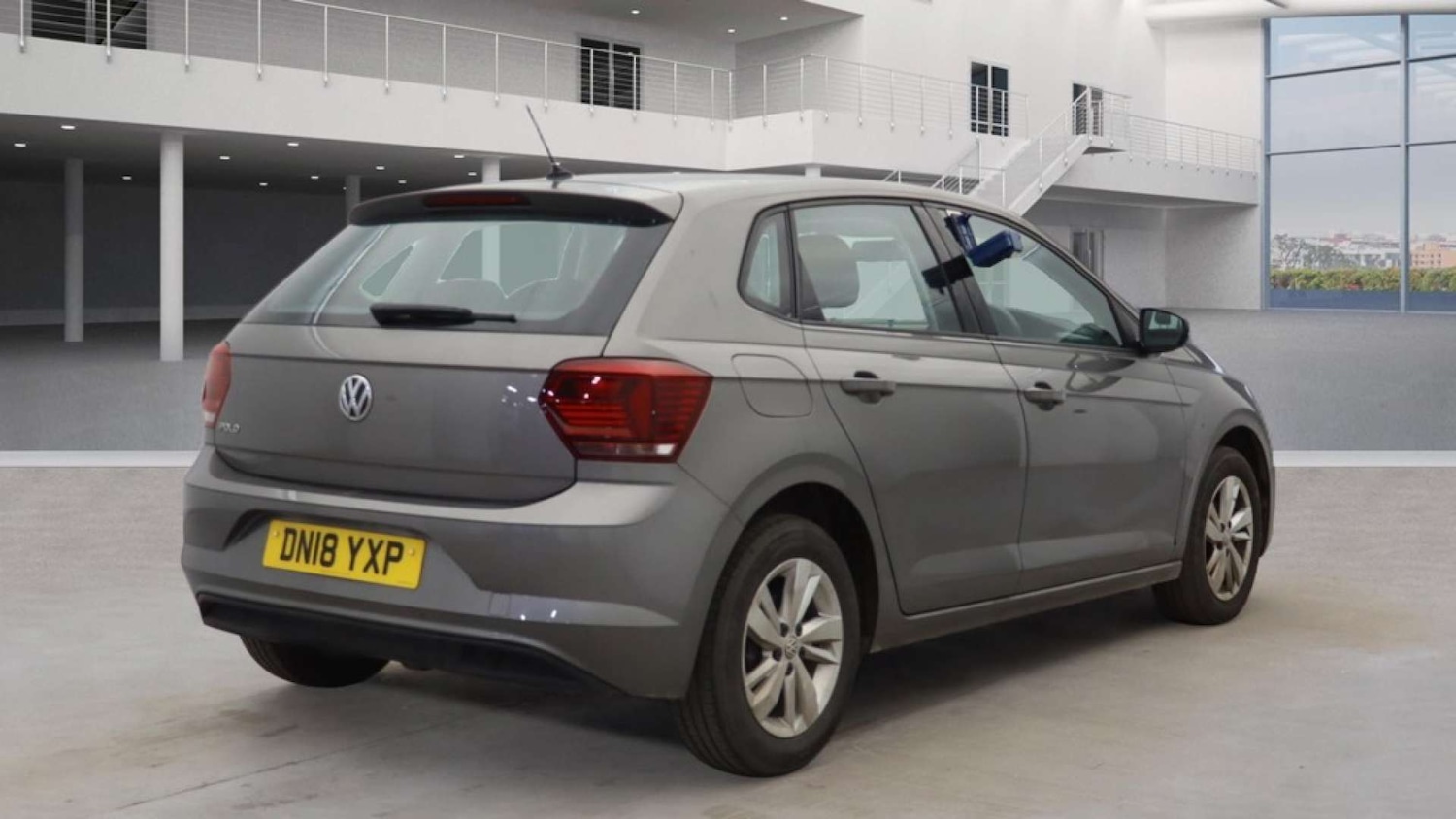 Used Volkswagen Polo 2018 for sale - 77880376: Photo 4