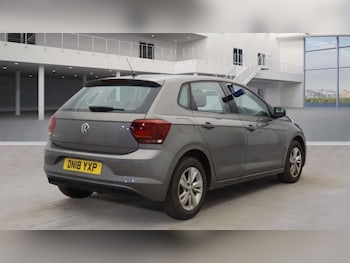 Used Volkswagen Polo 2018 for sale - 77880376: Photo