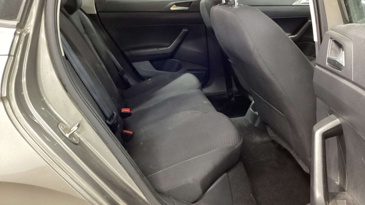 Used Volkswagen Polo 2018 for sale - 77880376: Photo 8