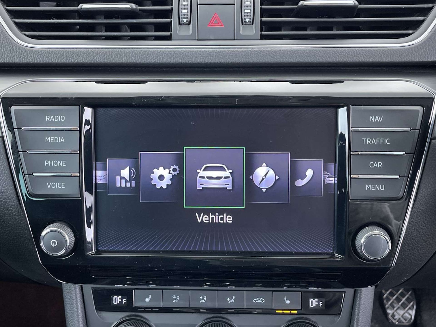 Used Skoda Superb 2015 for sale - 76509333: Photo 40