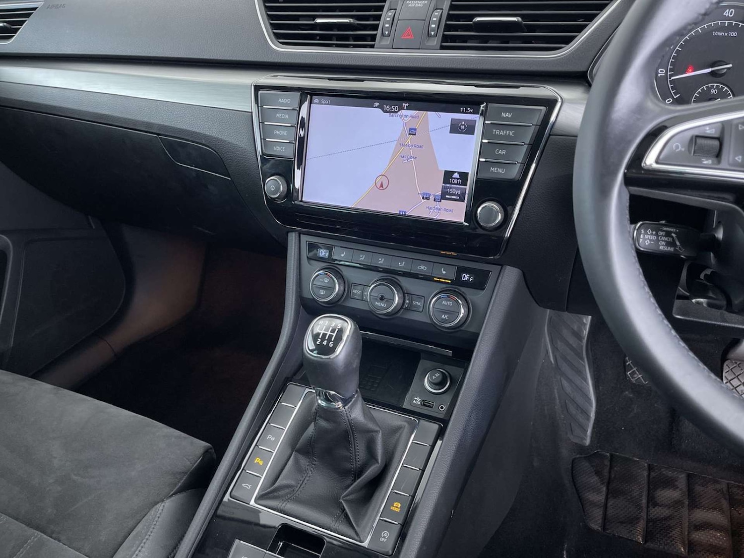 Used Skoda Superb 2015 for sale - 76509333: Photo 46