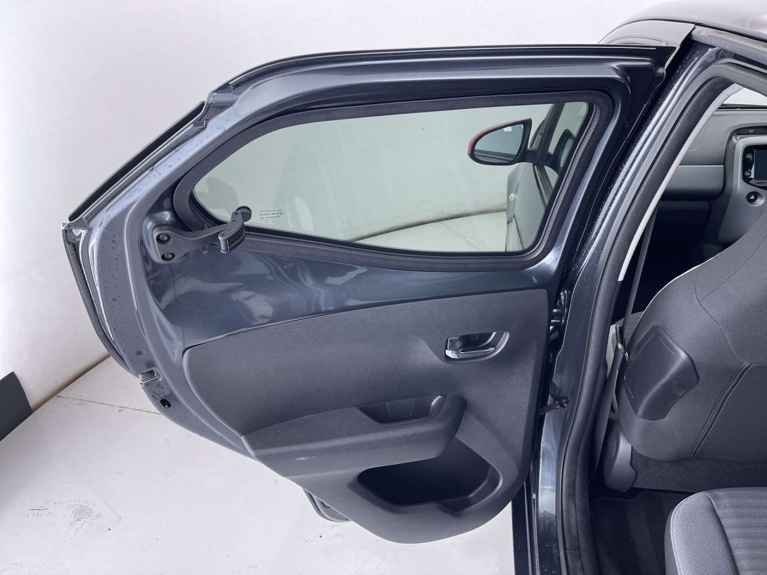 Used Toyota AYGO 2020 for sale - 77207672: Photo 28