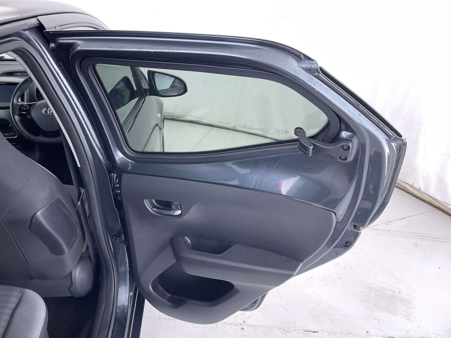 Used Toyota AYGO 2020 for sale - 77207672: Photo 30