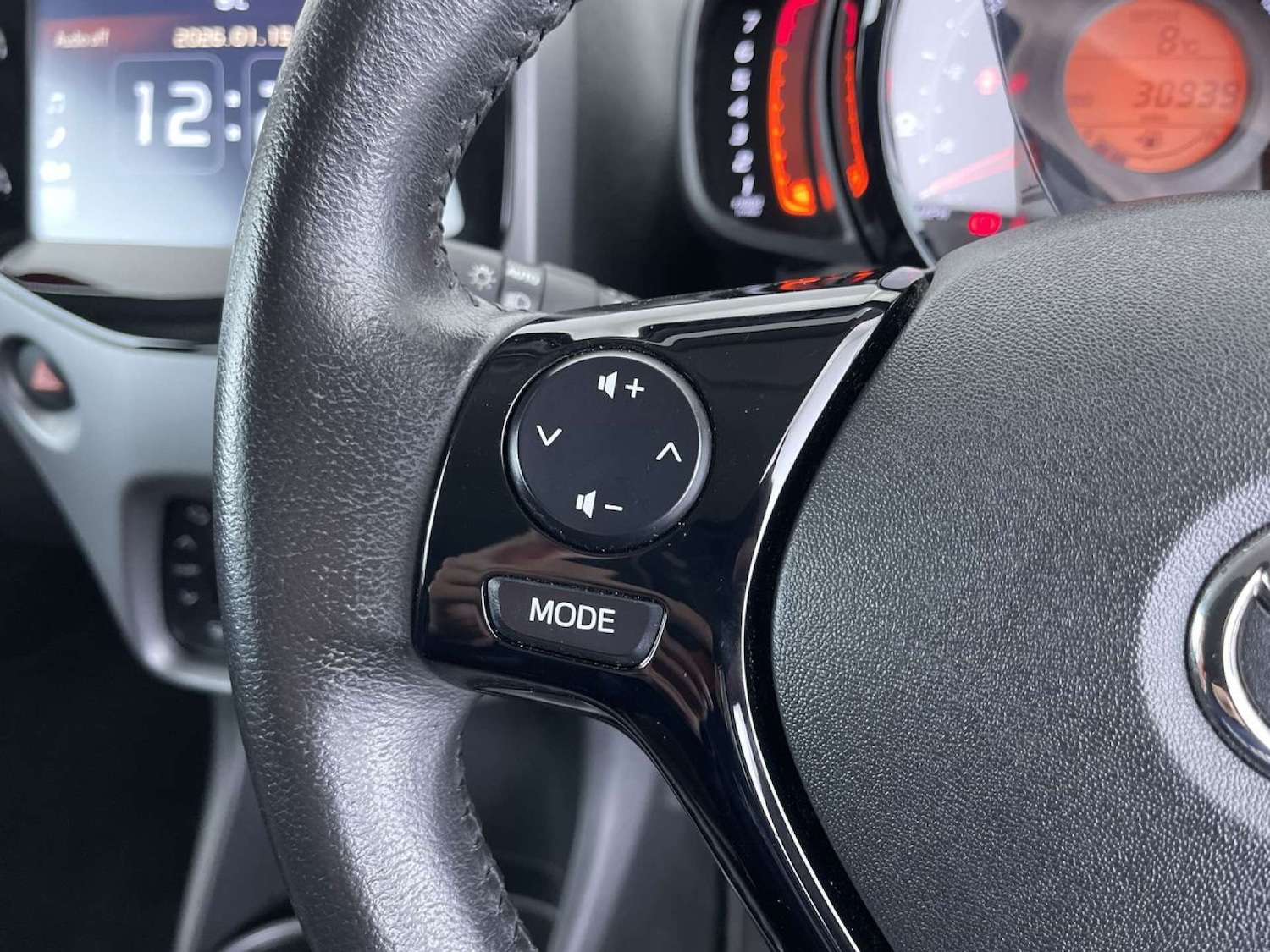 Used Toyota AYGO 2020 for sale - 77207672: Photo 51