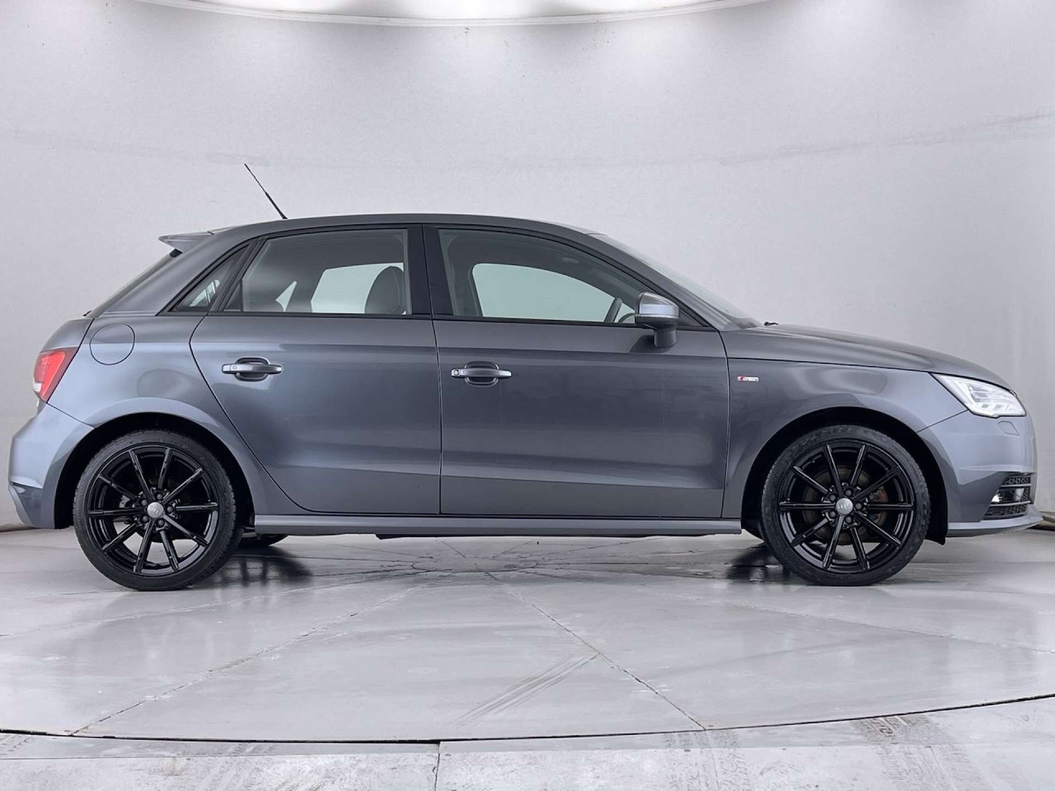 Used Audi A1 2015 for sale - 77236261: Photo 15