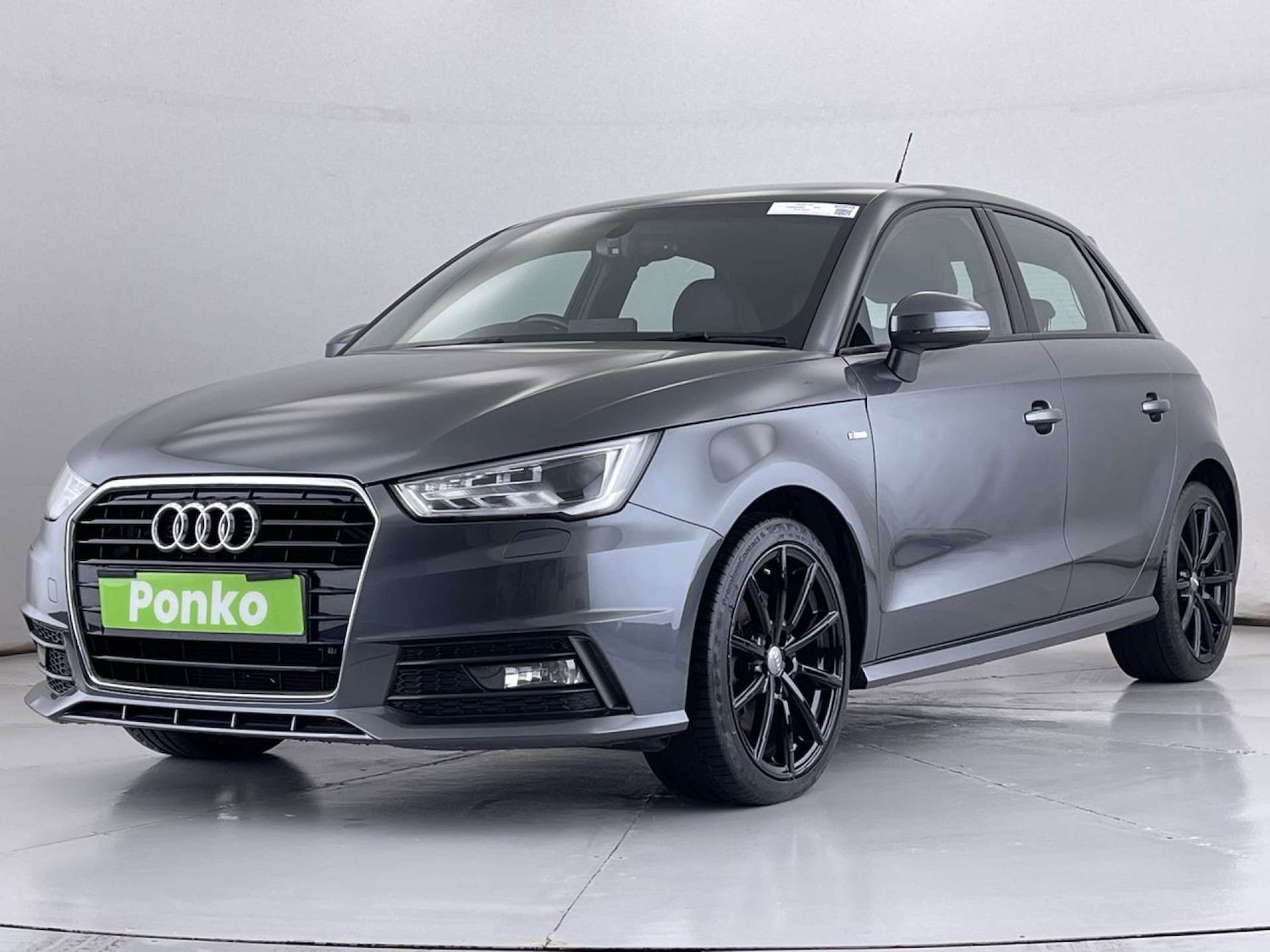 Used Audi A1 2015 for sale - 77236261: Photo 4