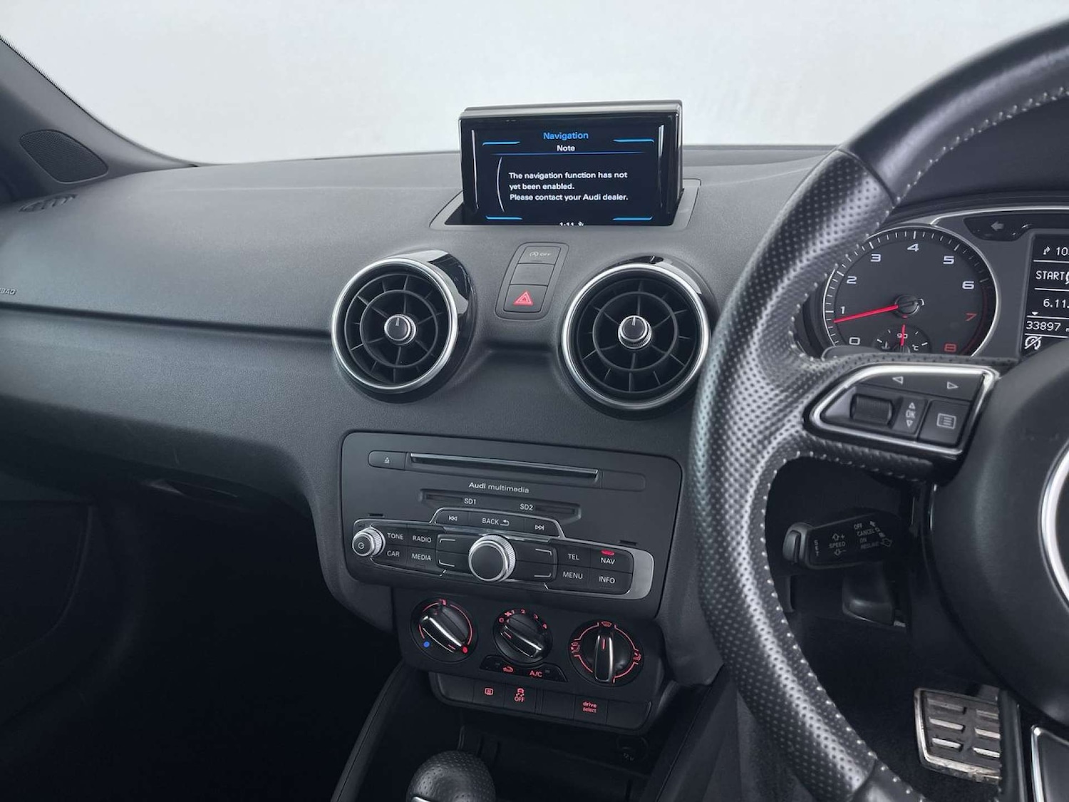 Used Audi A1 2015 for sale - 77236261: Photo 44