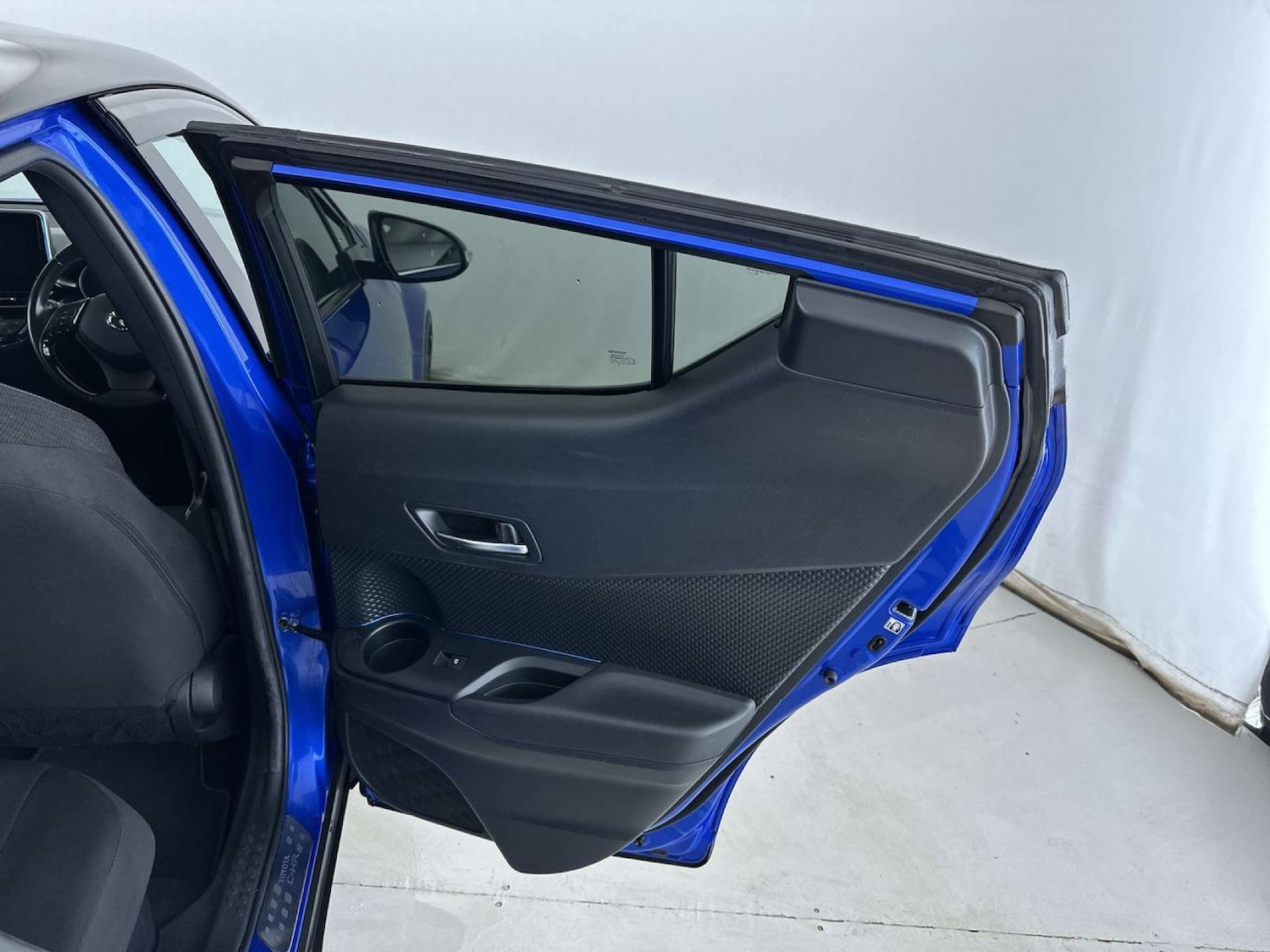 Used Toyota C-HR 2018 for sale - 77406151: Photo 30