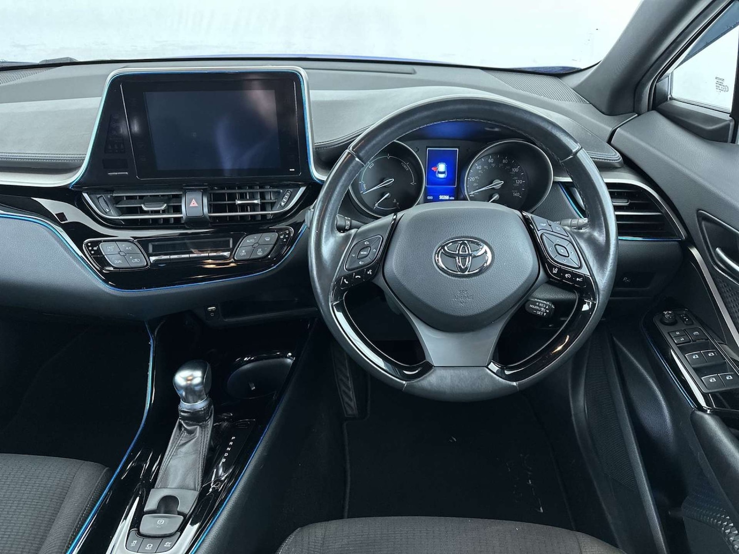 Used Toyota C-HR 2018 for sale - 77406151: Photo 35