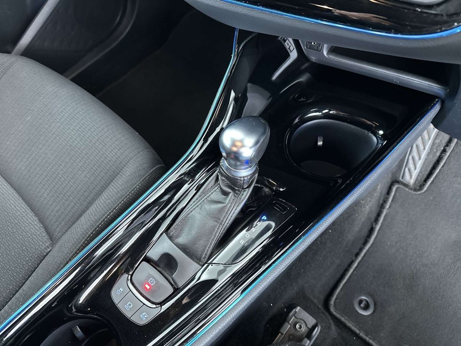 Used Toyota C-HR 2018 for sale - 77406151: Photo 49