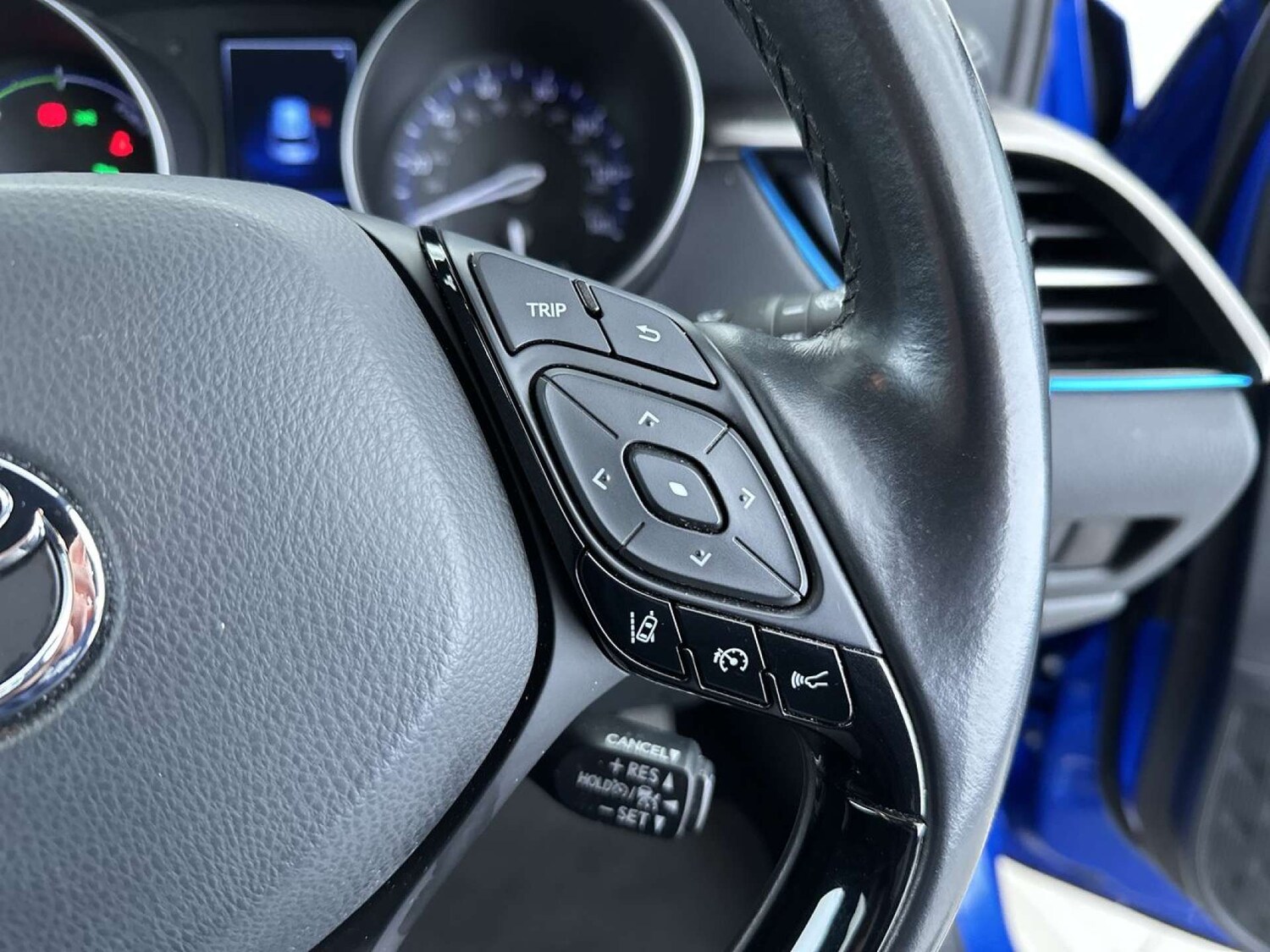 Used Toyota C-HR 2018 for sale - 77406151: Photo 53