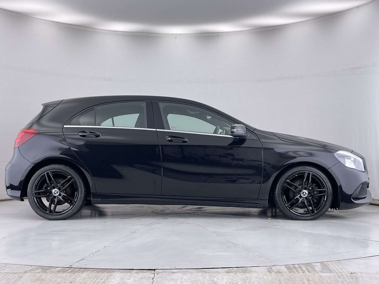 Used Mercedes-Benz A-Class 2017 for sale - 76623851: Photo 15