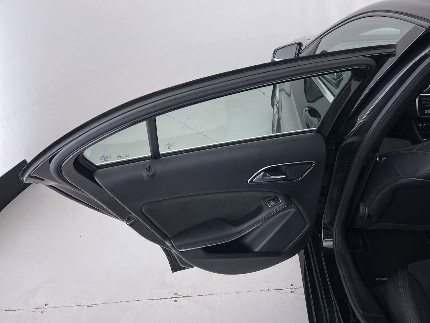 Used Mercedes-Benz A-Class 2017 for sale - 76623851: Photo 28