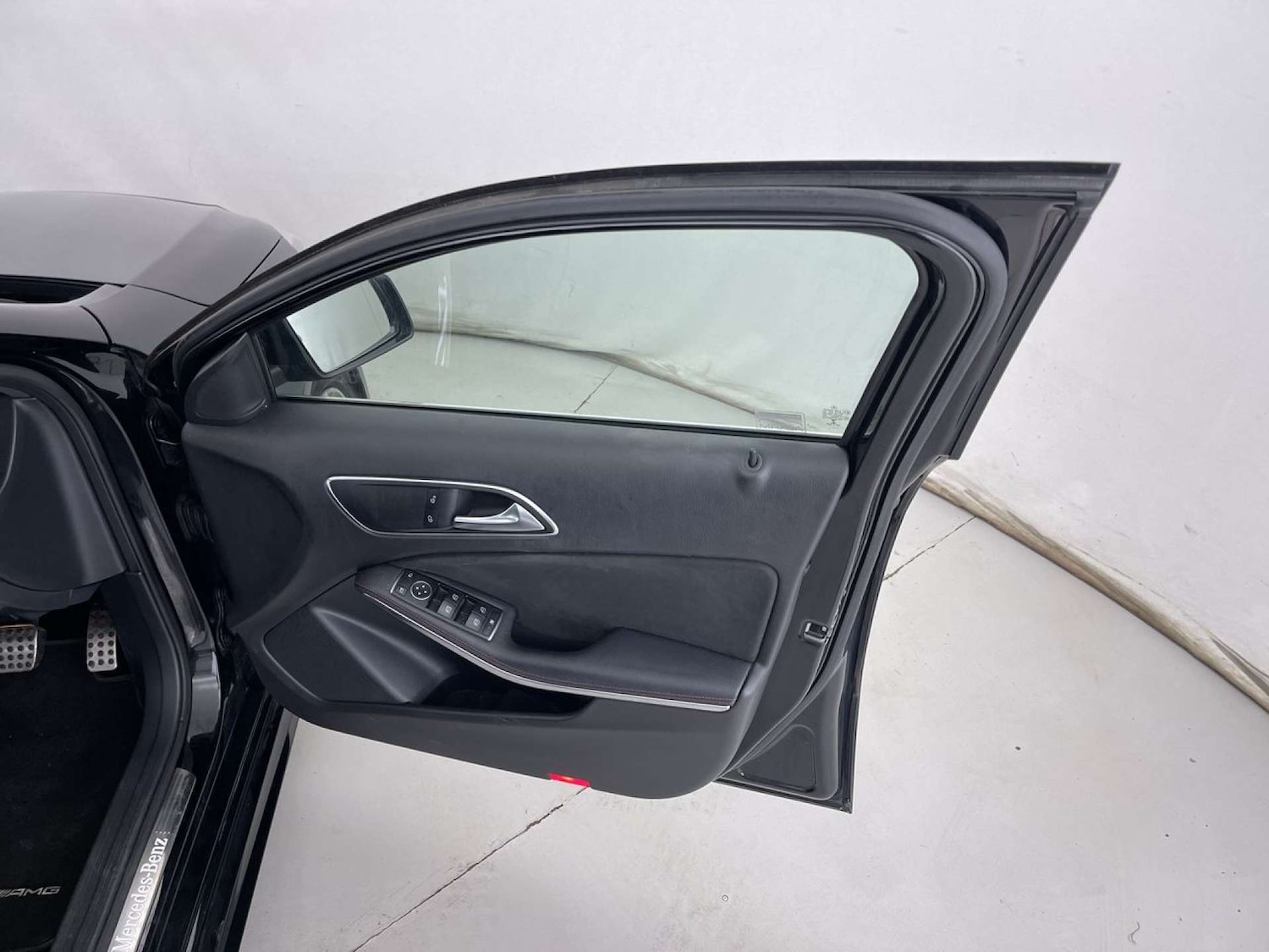 Used Mercedes-Benz A-Class 2017 for sale - 76623851: Photo 29