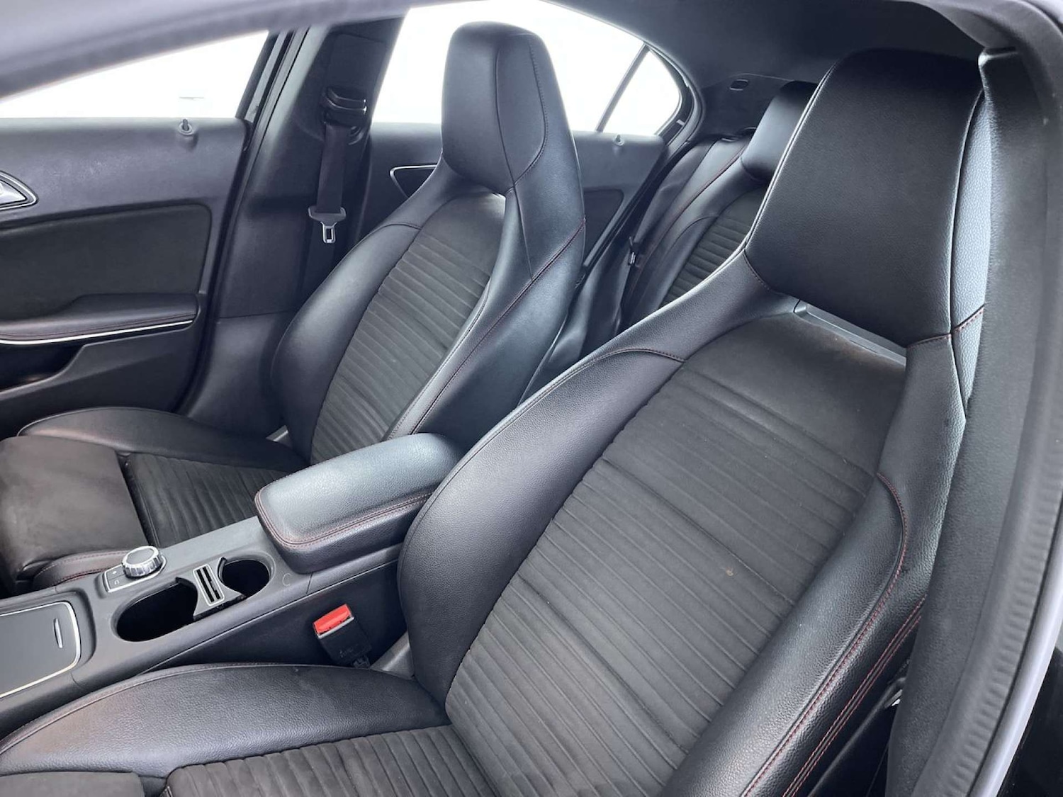 Used Mercedes-Benz A-Class 2017 for sale - 76623851: Photo 31