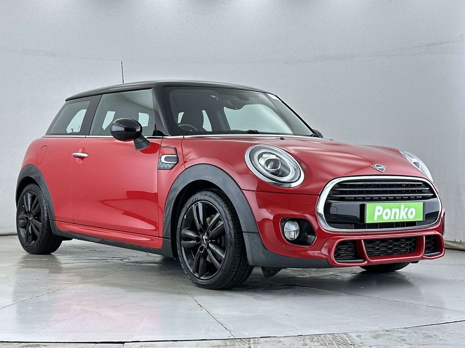Used MINI Hatch 2019 for sale - 78061447: Photo 1