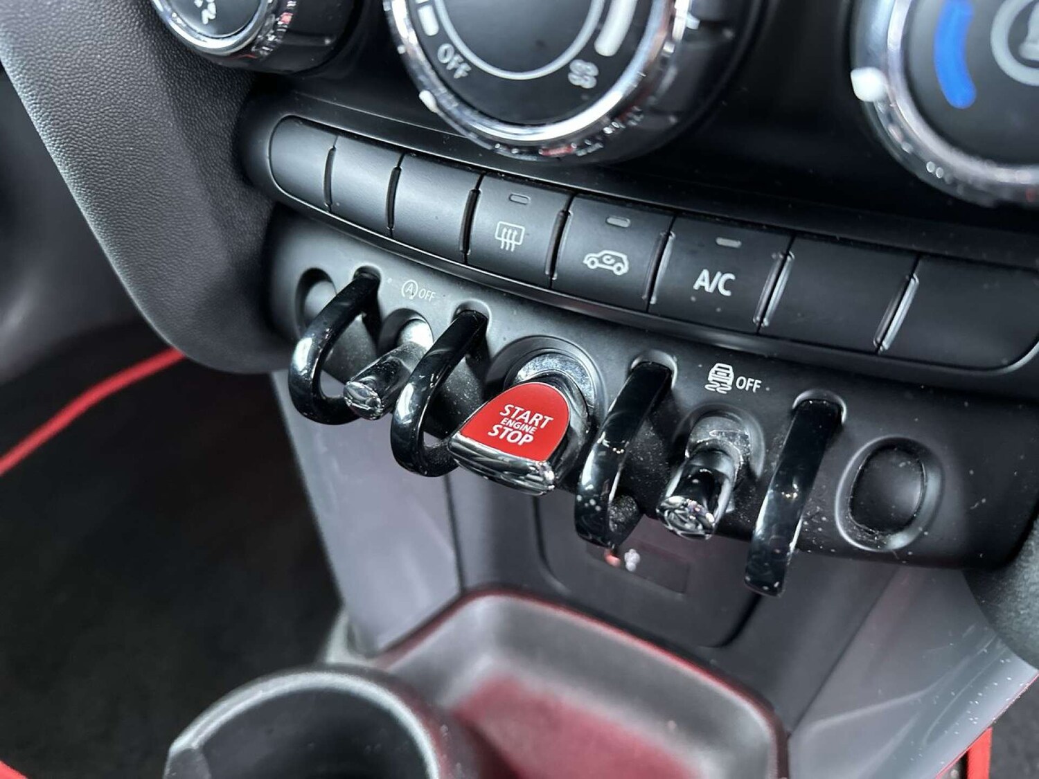 Used MINI Hatch 2019 for sale - 78061447: Photo 41