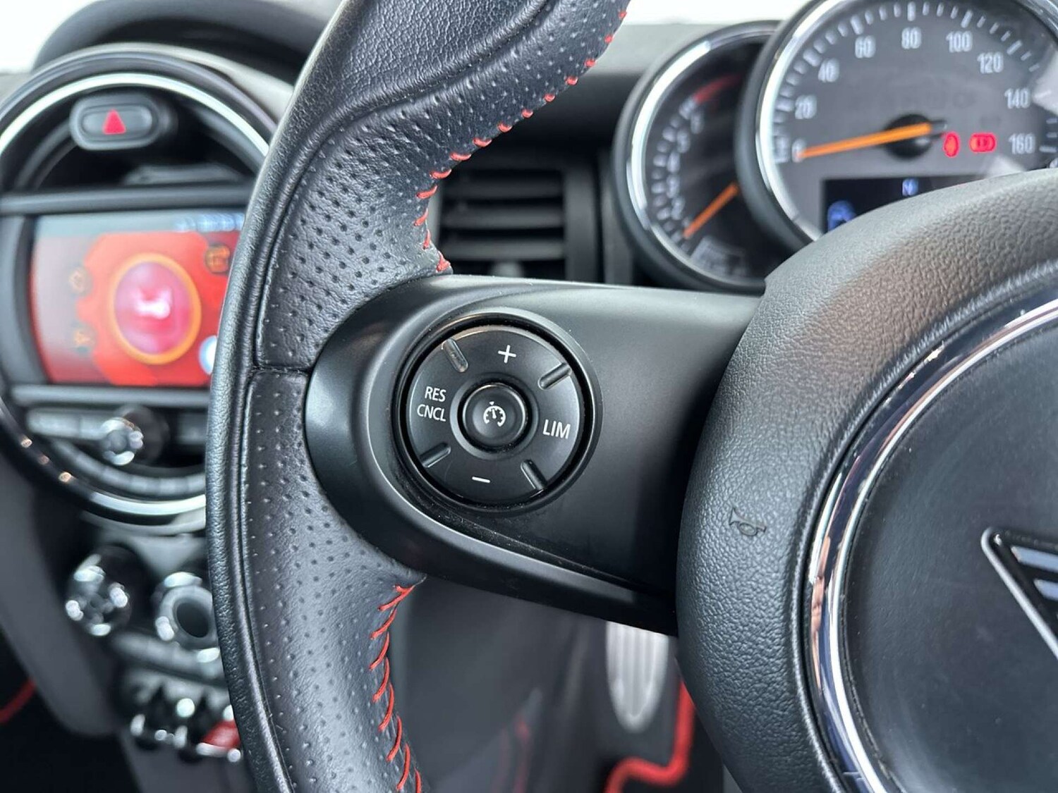 Used MINI Hatch 2019 for sale - 78061447: Photo 48