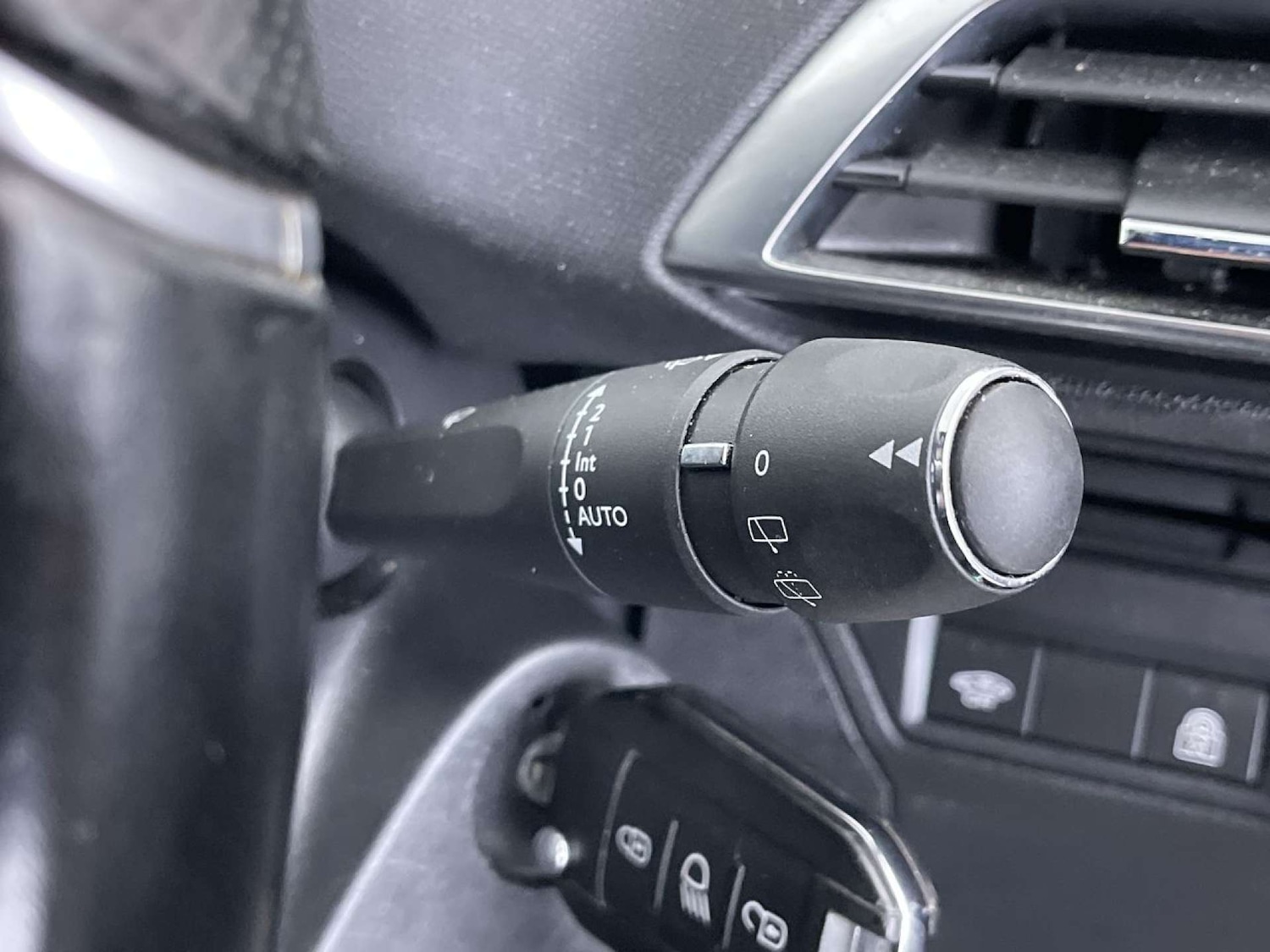 Used Peugeot 3008 2017 for sale - 75958129: Photo 54