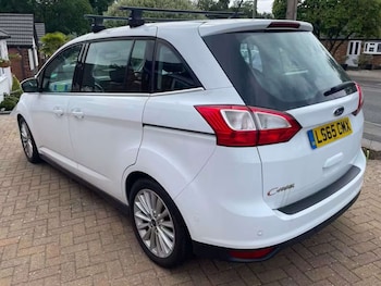 Used Ford Grand C-Max 2015 for sale - 78702829: Photo