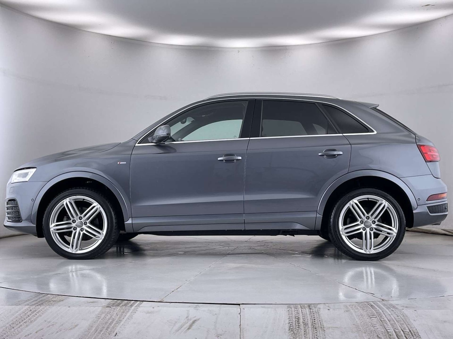 Used Audi Q3 2015 for sale - 77643198: Photo 16