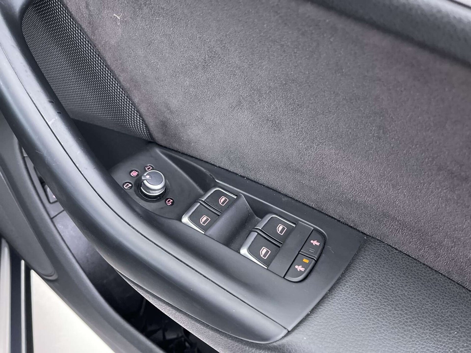 Used Audi Q3 2015 for sale - 77643198: Photo 50