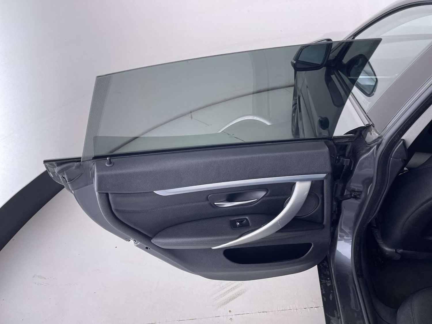 Used BMW 4 Series 2016 for sale - 77168102: Photo 28