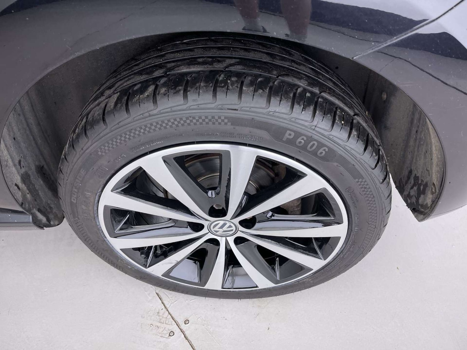 Used Volkswagen Polo 2015 for sale - 76542277: Photo 22