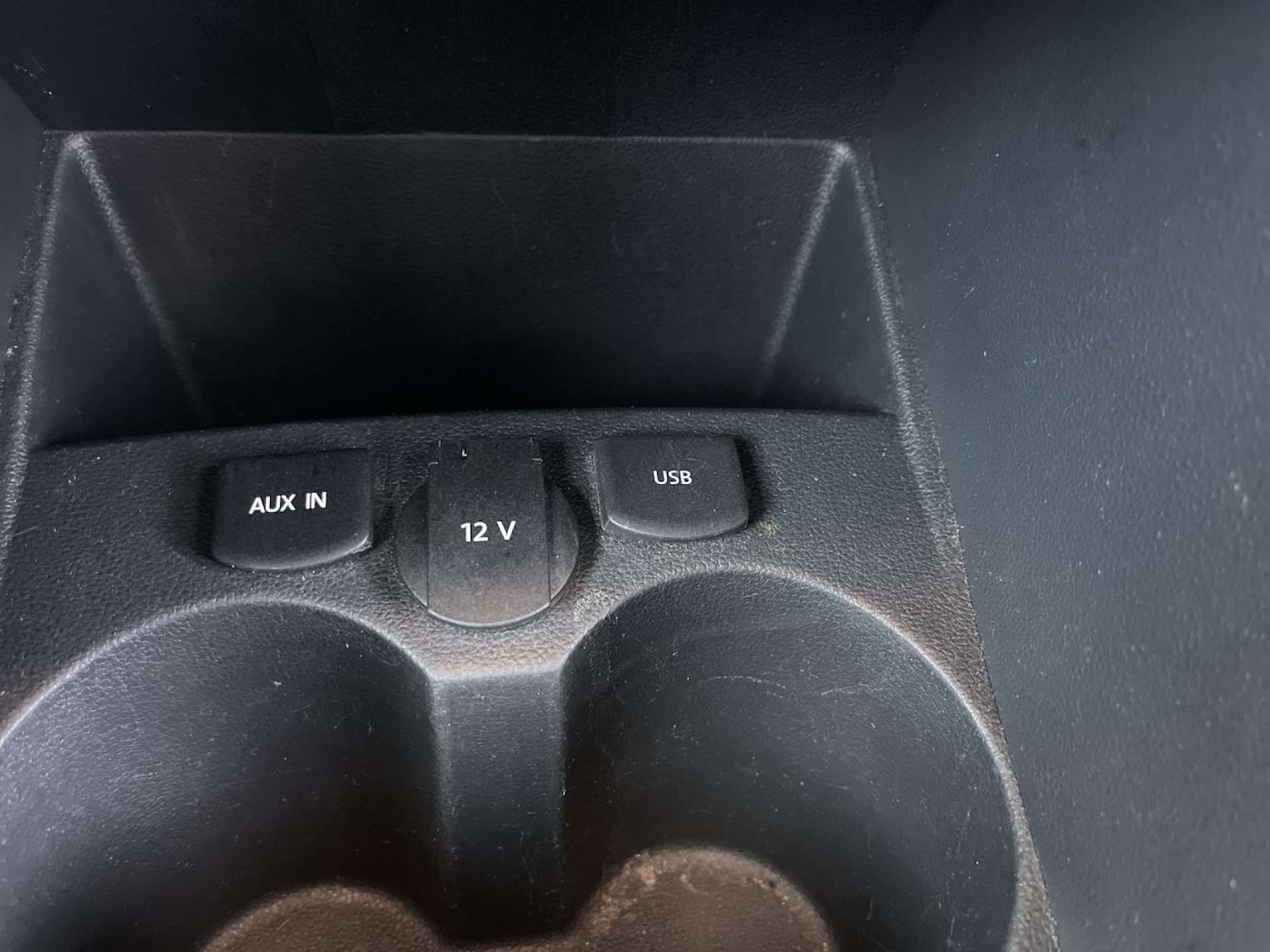 Used Volkswagen Polo 2015 for sale - 76542277: Photo 43