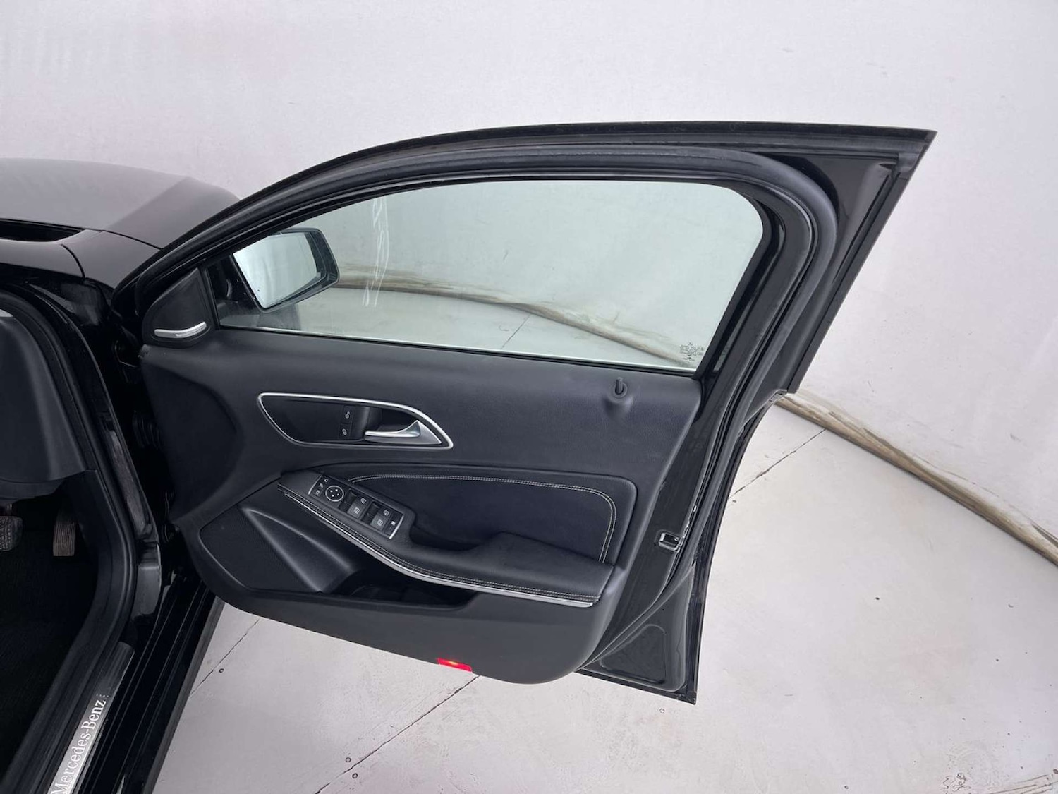 Used Mercedes-Benz A-Class 2015 for sale - 76628223: Photo 26