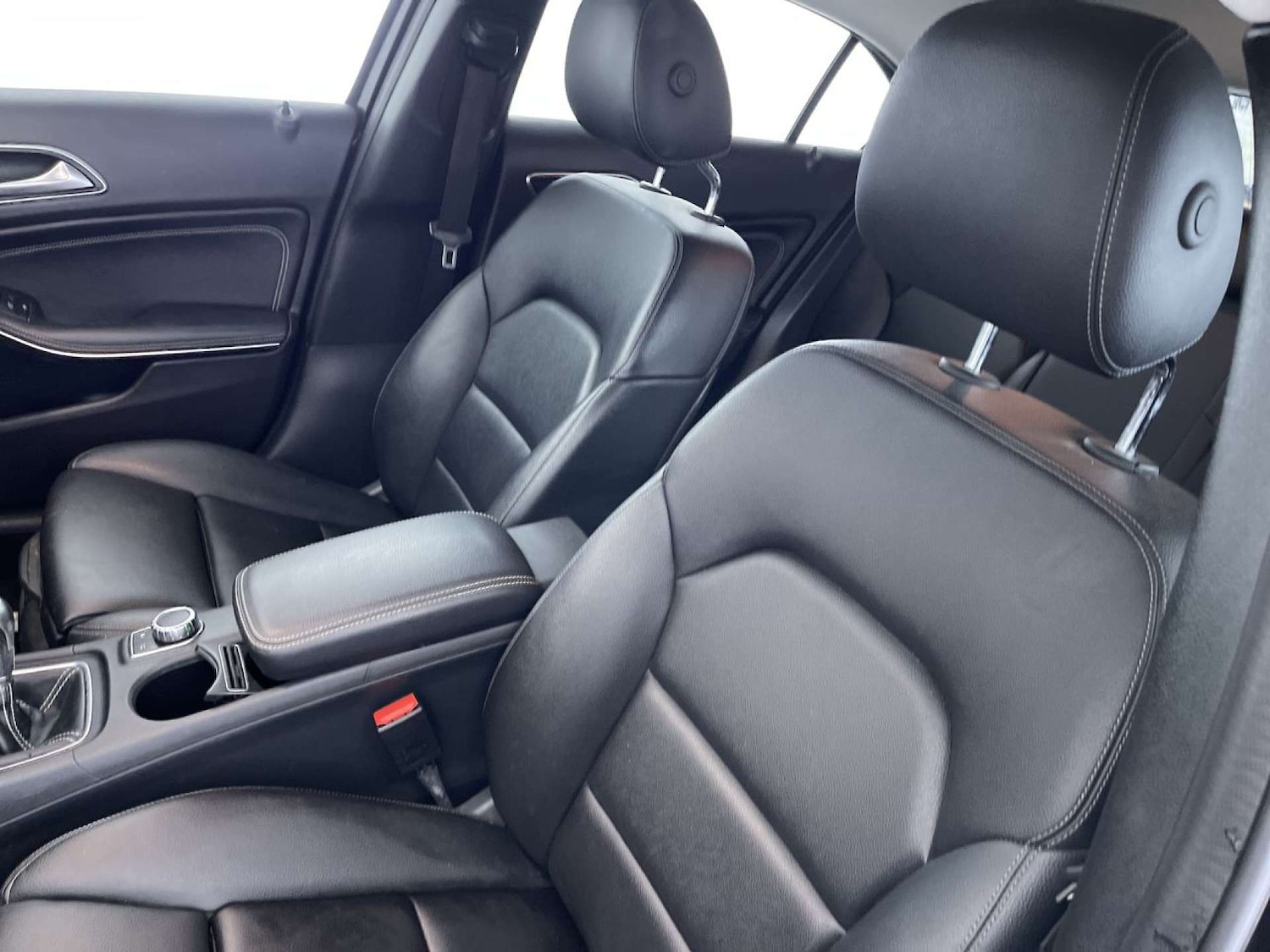 Used Mercedes-Benz A-Class 2015 for sale - 76628223: Photo 28