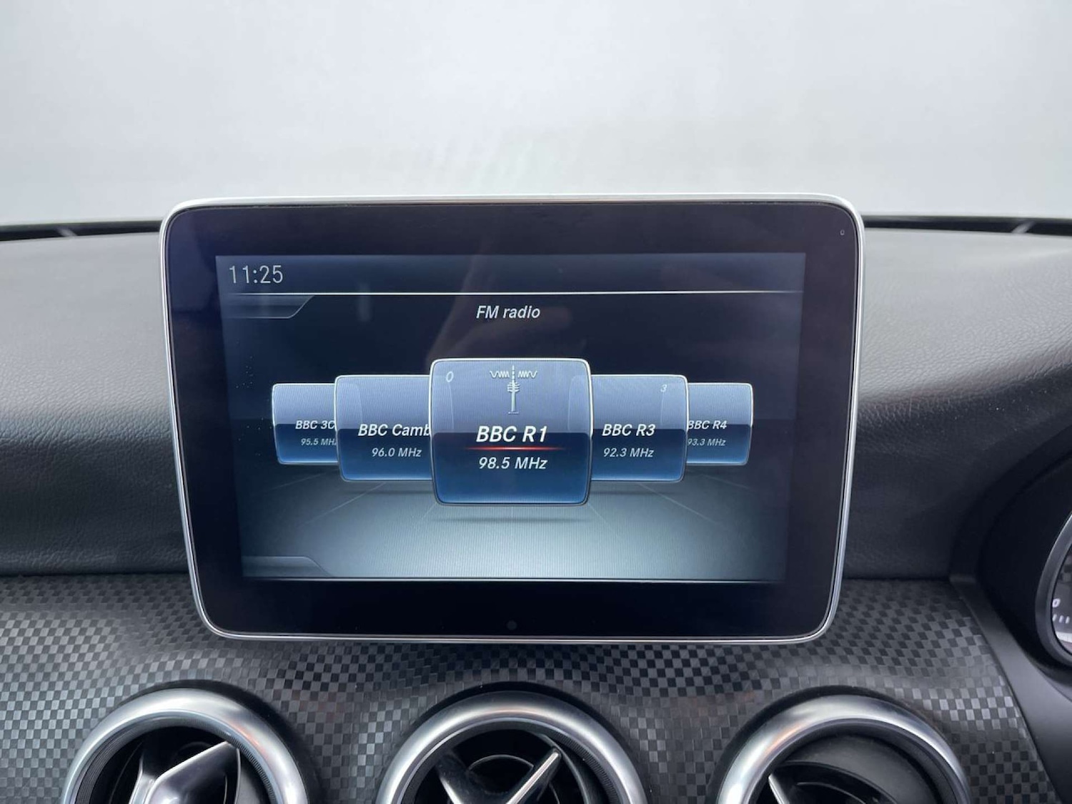 Used Mercedes-Benz A-Class 2015 for sale - 76628223: Photo 38