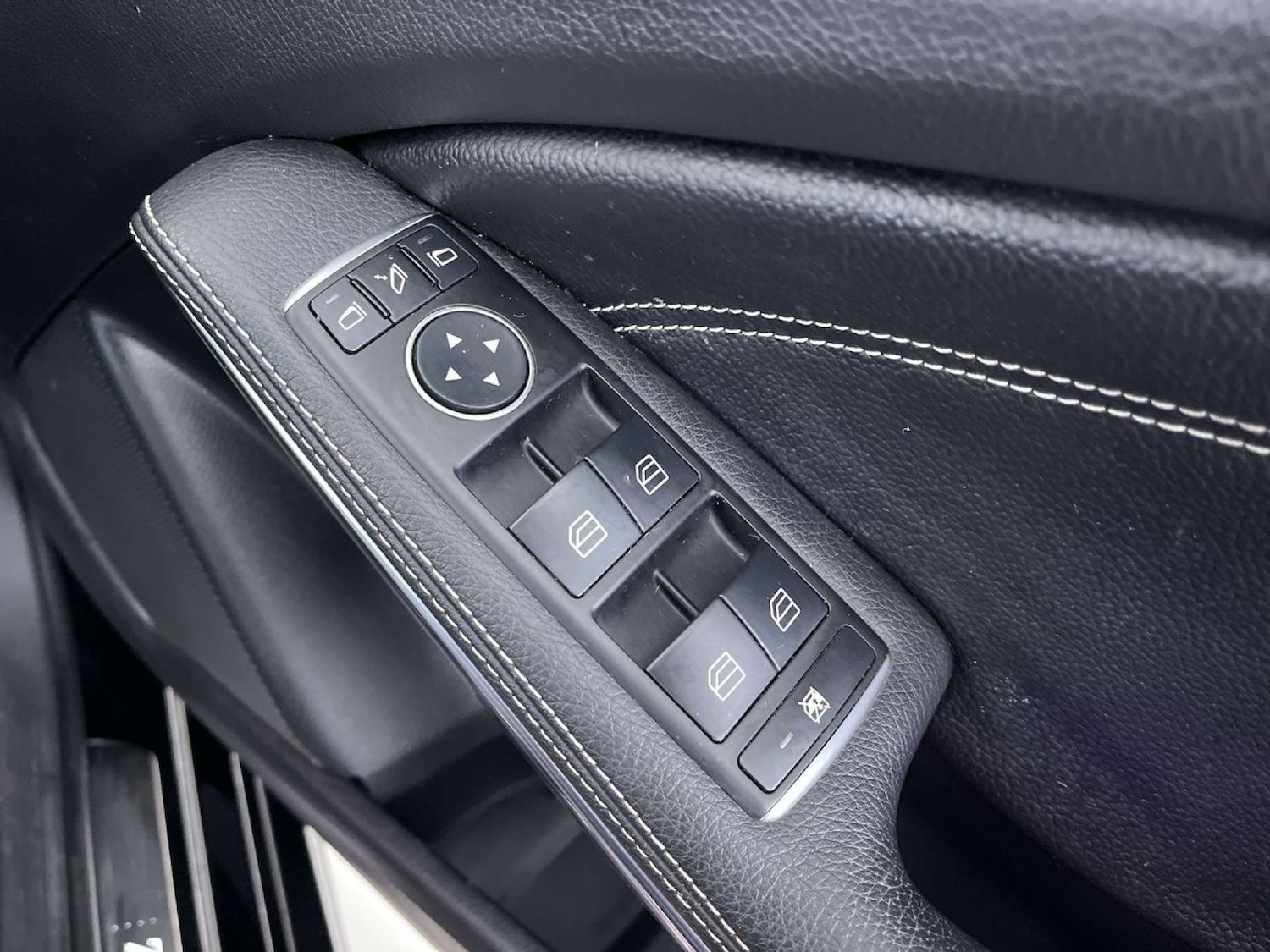 Used Mercedes-Benz A-Class 2015 for sale - 76628223: Photo 47