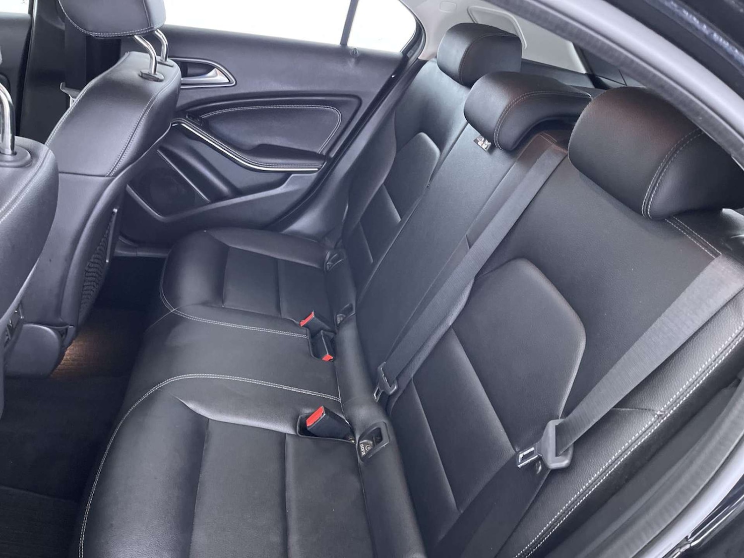 Used Mercedes-Benz A-Class 2015 for sale - 76628223: Photo 8