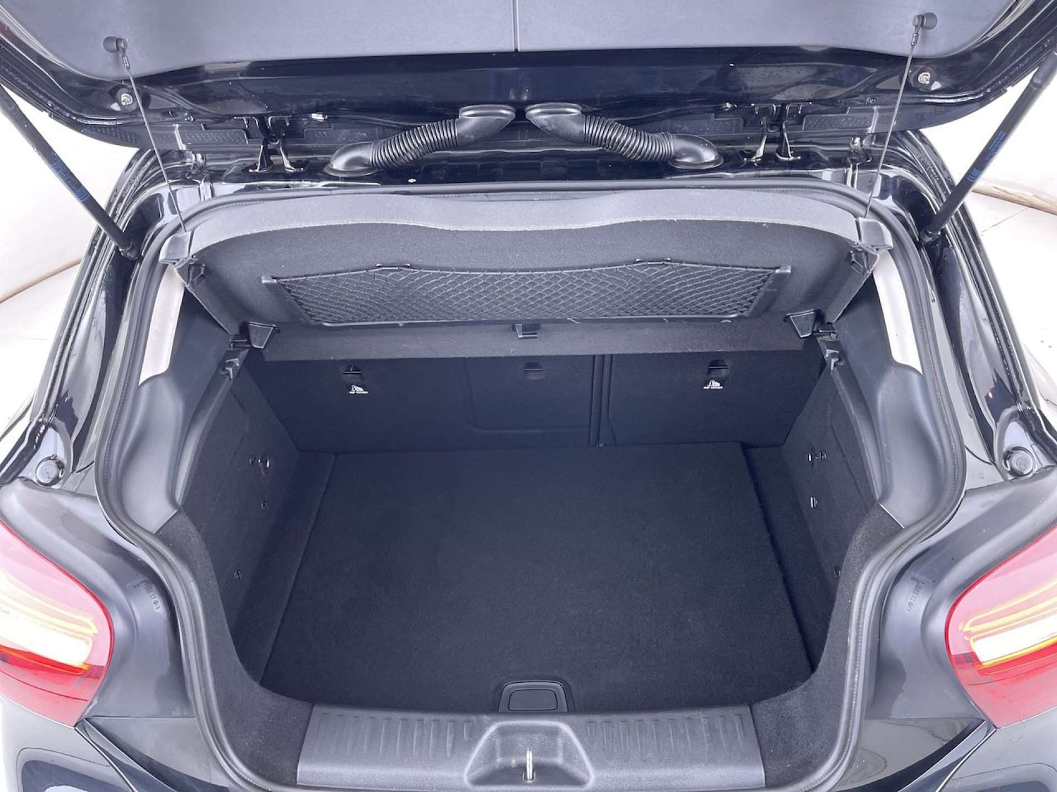 Used Mercedes-Benz A-Class 2015 for sale - 76628223: Photo 9