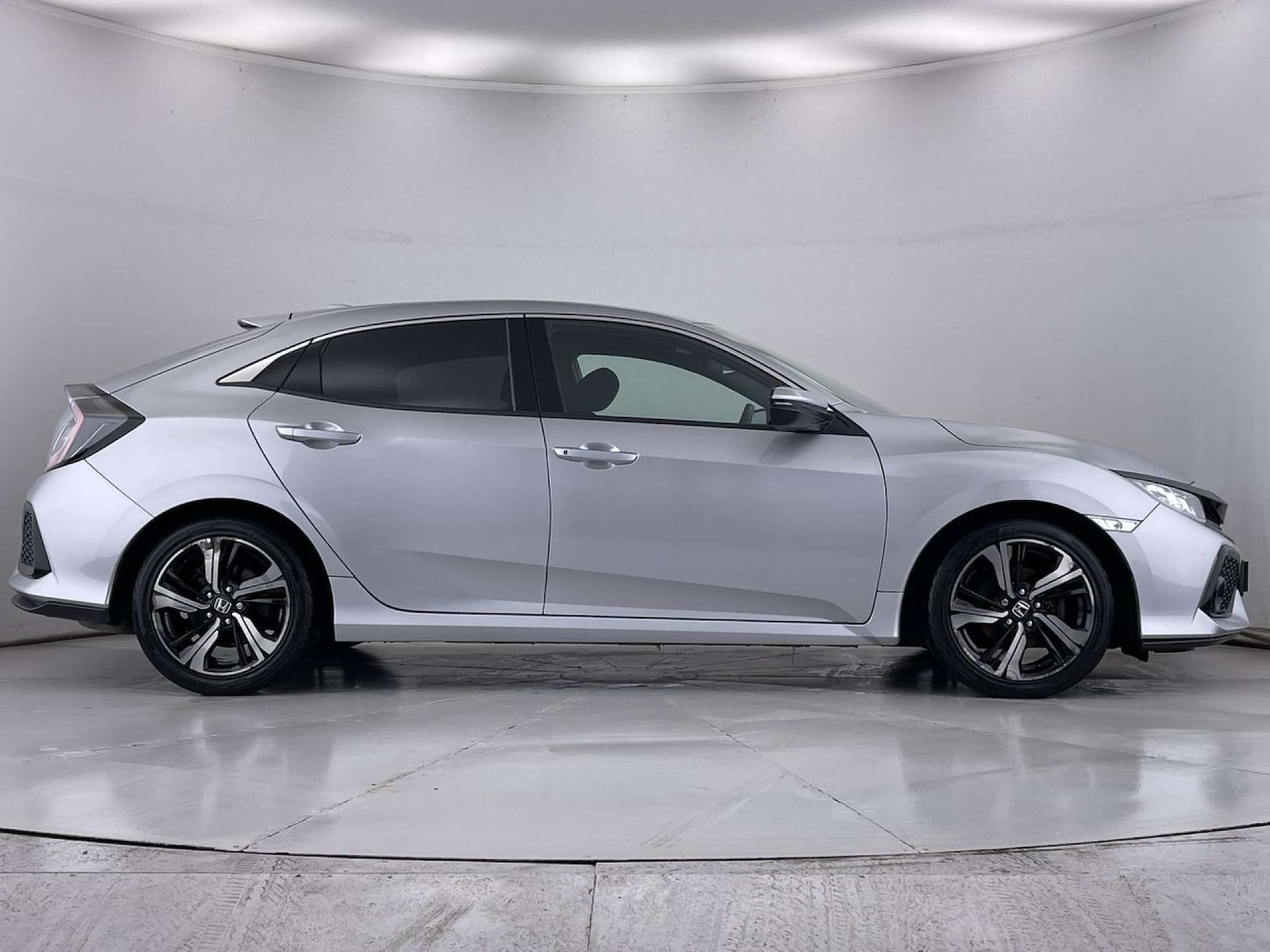 Used Honda Civic 2018 for sale - 76919205: Photo 15