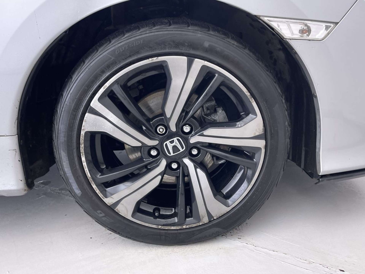 Used Honda Civic 2018 for sale - 76919205: Photo 24