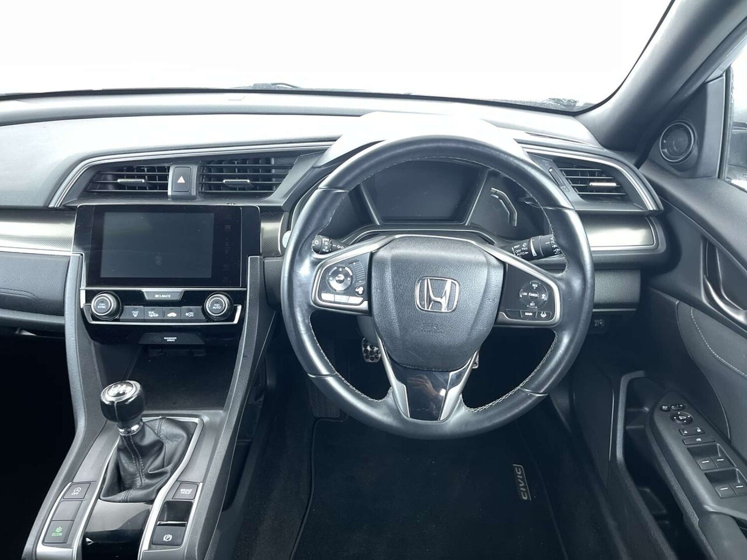 Used Honda Civic 2018 for sale - 76919205: Photo 35