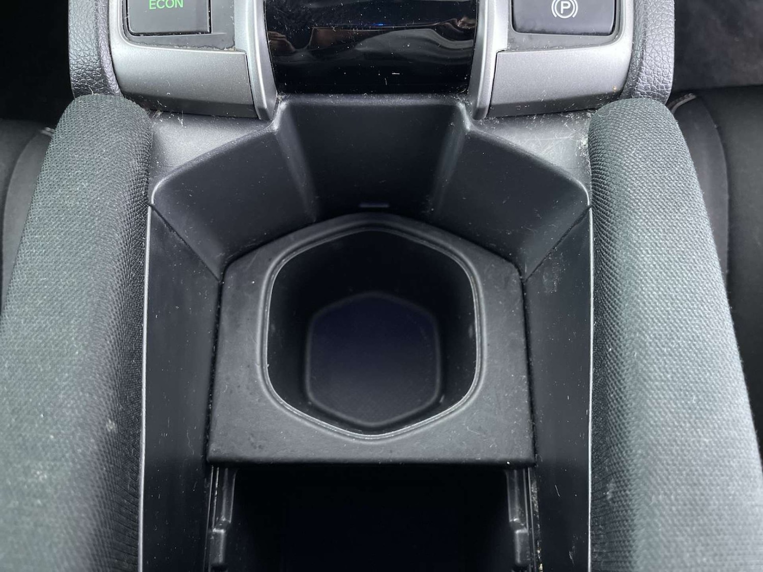 Used Honda Civic 2018 for sale - 76919205: Photo 49