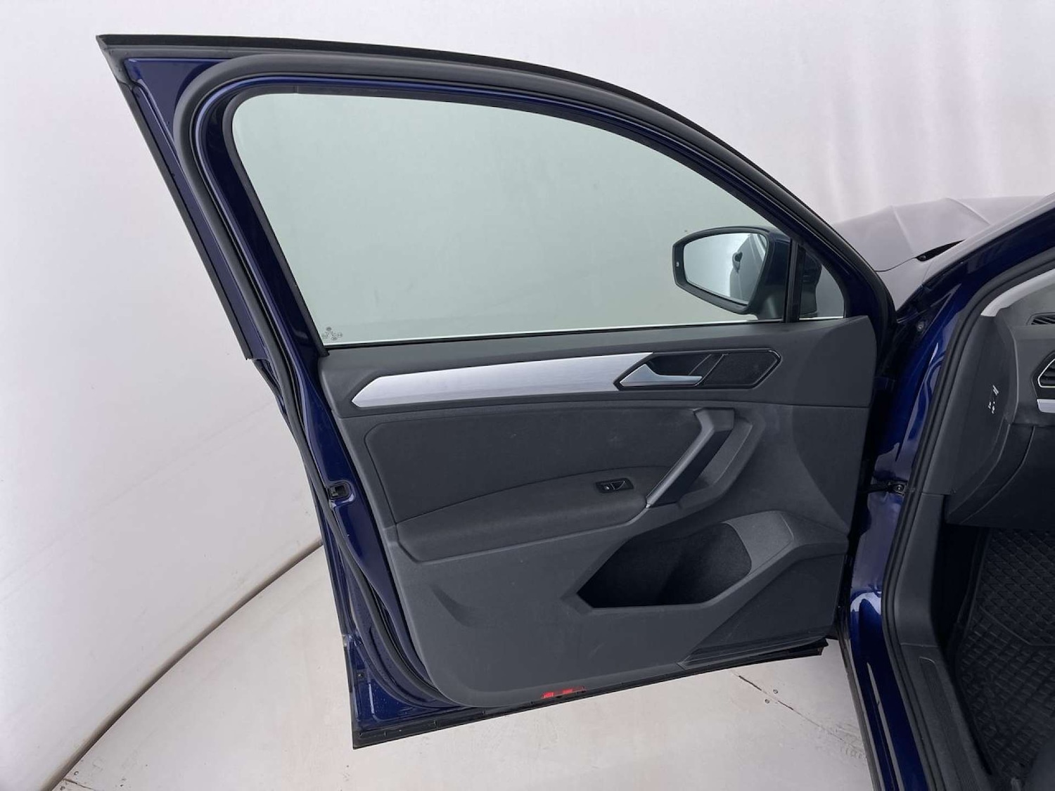 Used Volkswagen Tiguan 2018 for sale - 76385800: Photo 27