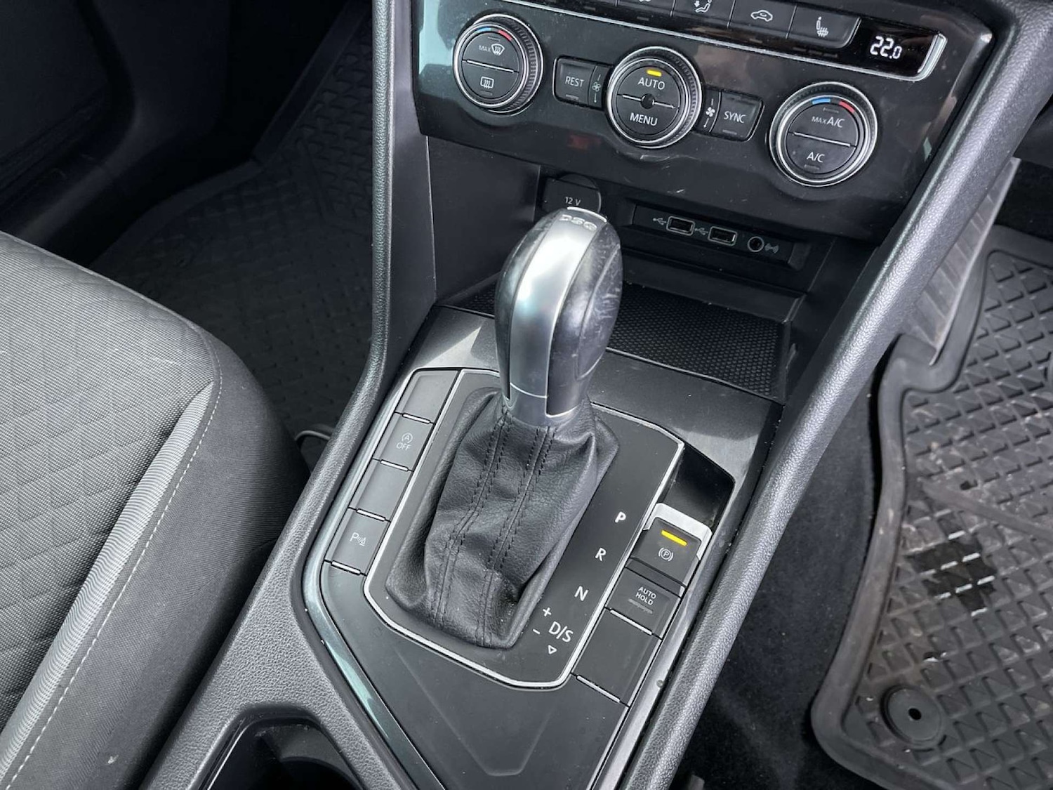 Used Volkswagen Tiguan 2018 for sale - 76385800: Photo 48