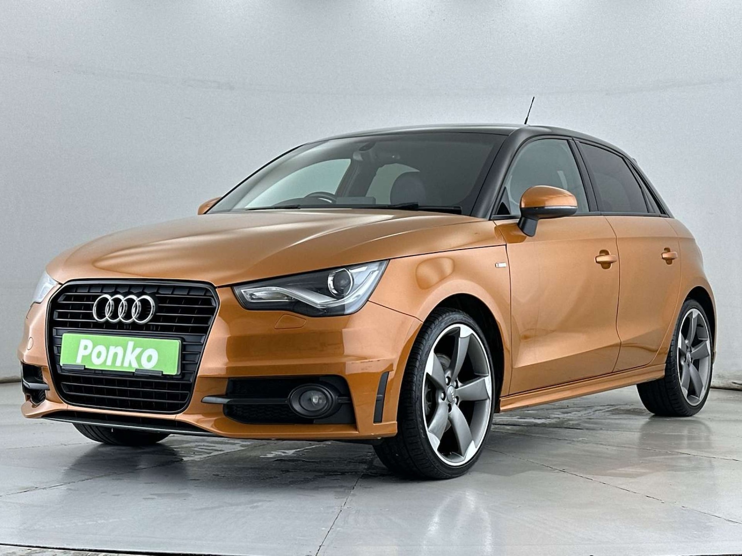 Used Audi A1 2014 for sale - 77452516: Photo 4