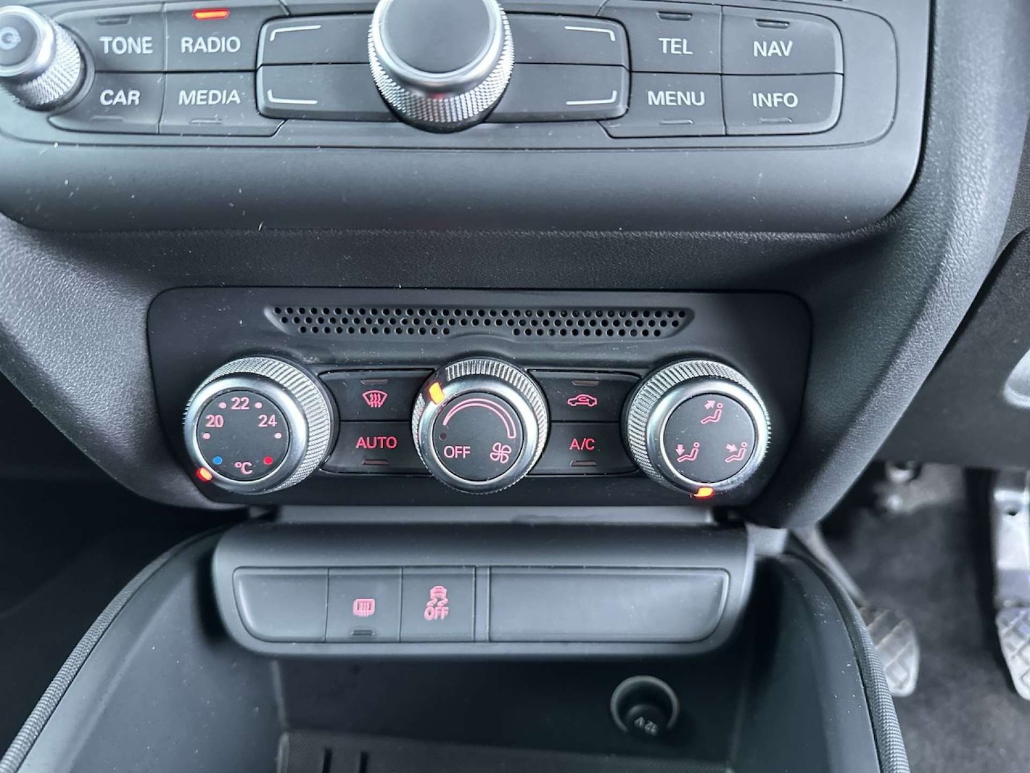 Used Audi A1 2014 for sale - 77452516: Photo 43