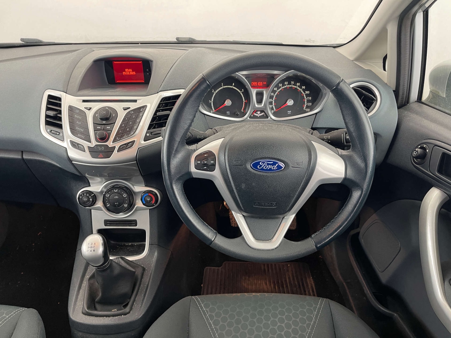 Used Ford Fiesta 2009 for sale - 76651351: Photo 9