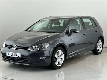 Used Volkswagen Golf 2016 for sale - 77640511: Photo